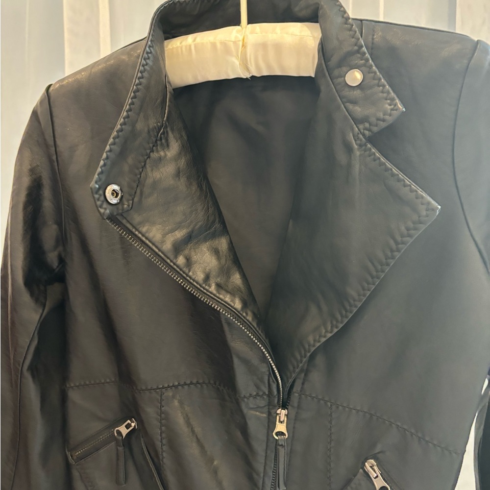 No label - Picture 7 of 13